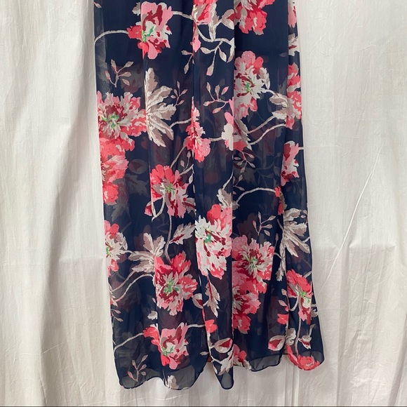 XOXO Sweet Roses Ruffle Maxi Dress size Medium - New with Tags - Picture 10 of 12